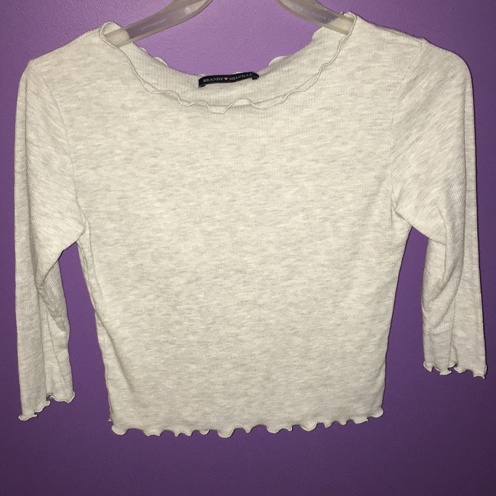 Brandy Melville cropped 3/4 sleeve top